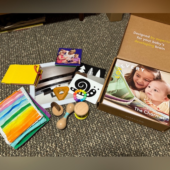 Lovevery Charmer Play Kit - Picture 3 of 11